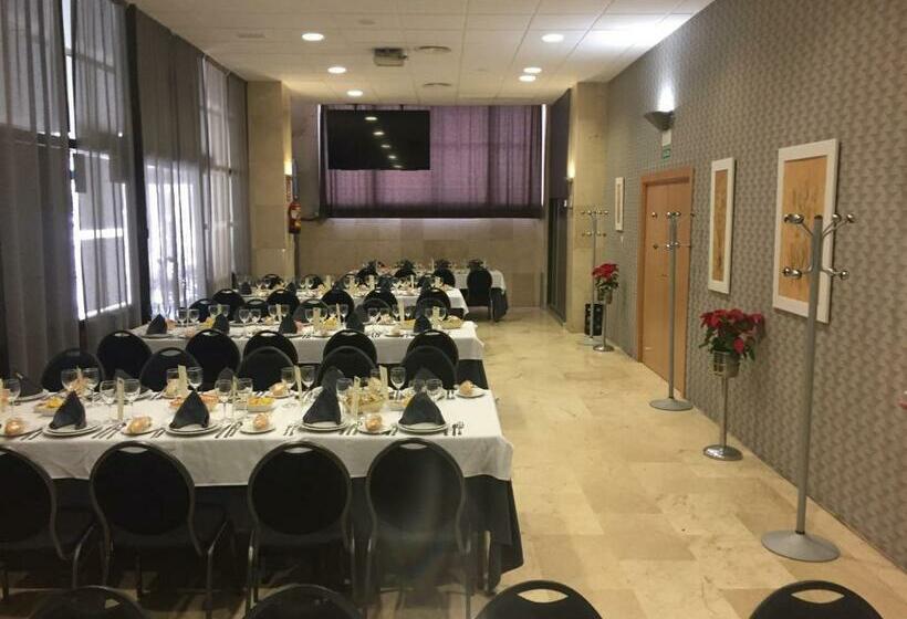 بنسيون Hostal Restaurante Estación