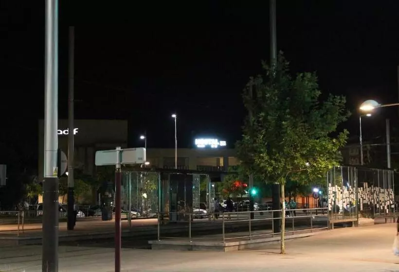پانسیون Hostal Restaurante Estación