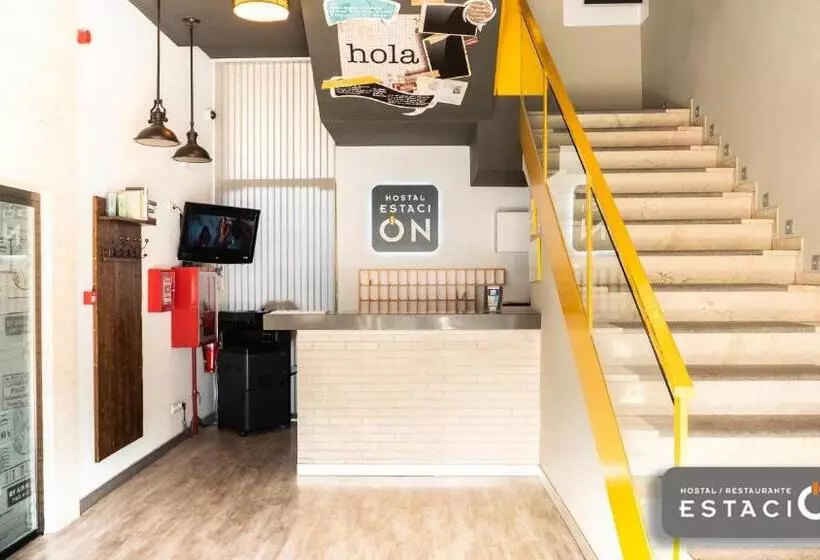 پانسیون Hostal Restaurante Estación