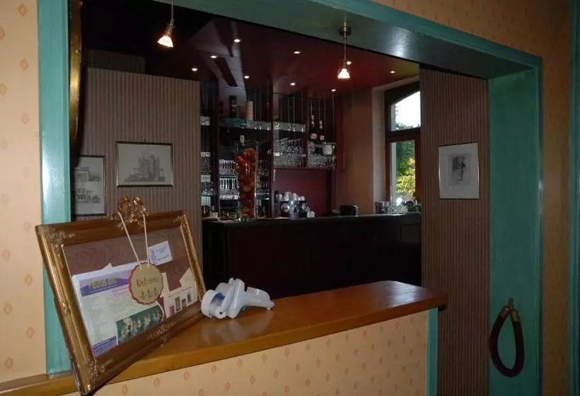 ペンション Guesthouse Les Tilleuls