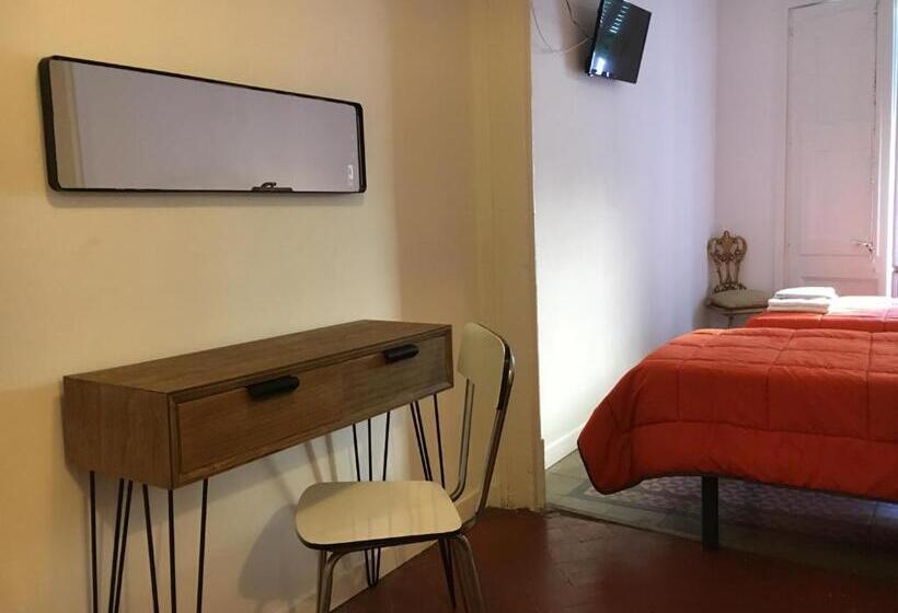 پانسیون Hostal Portugal