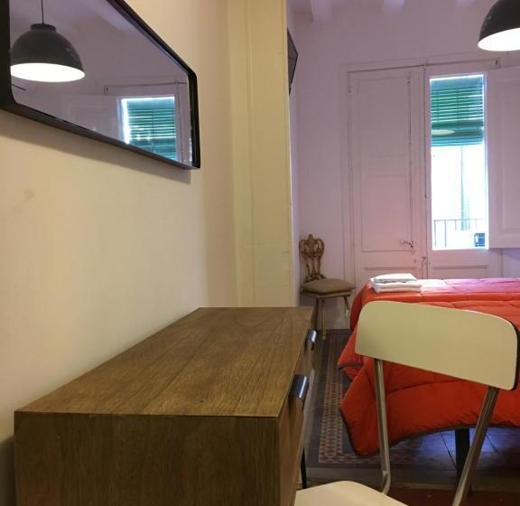 پانسیون Hostal Portugal