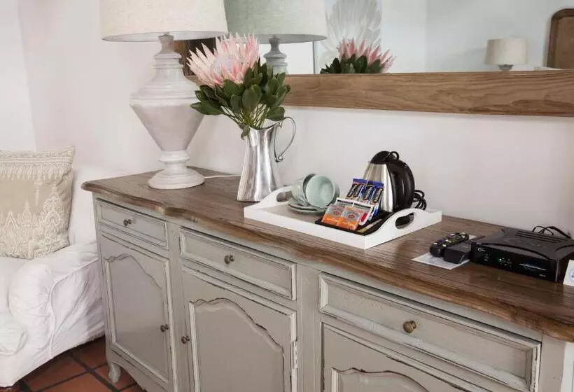 Majatalo Klein Waterval Riverside Lodge