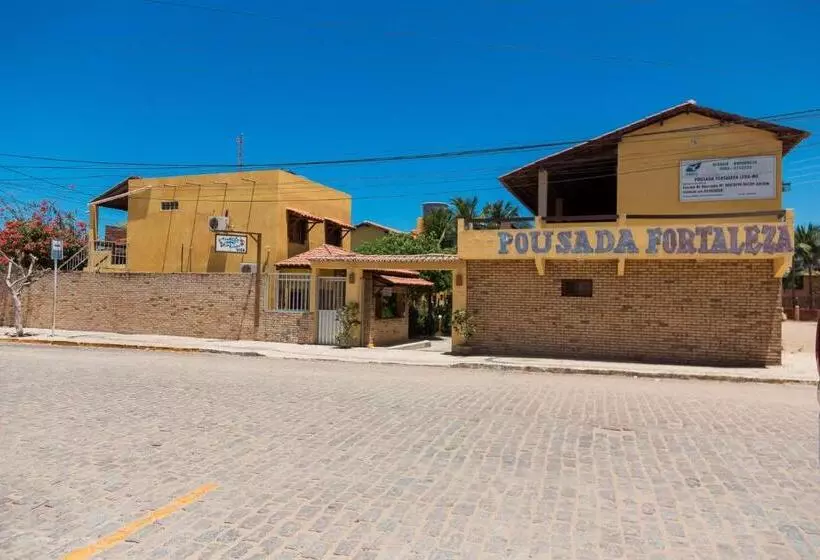 ペンション Pousada Fortaleza