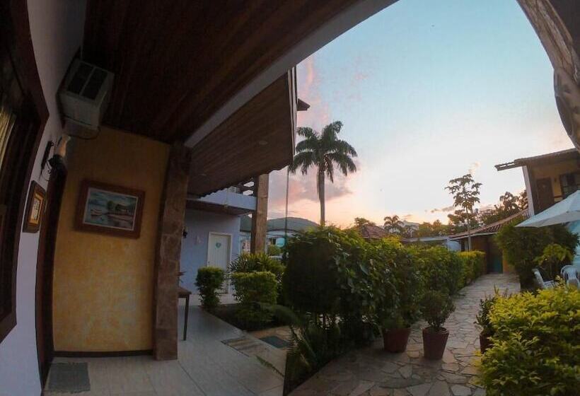 پانسیون Pousada Larissa