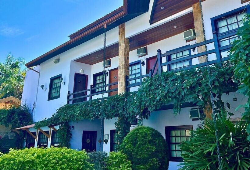 پانسیون Pousada Larissa