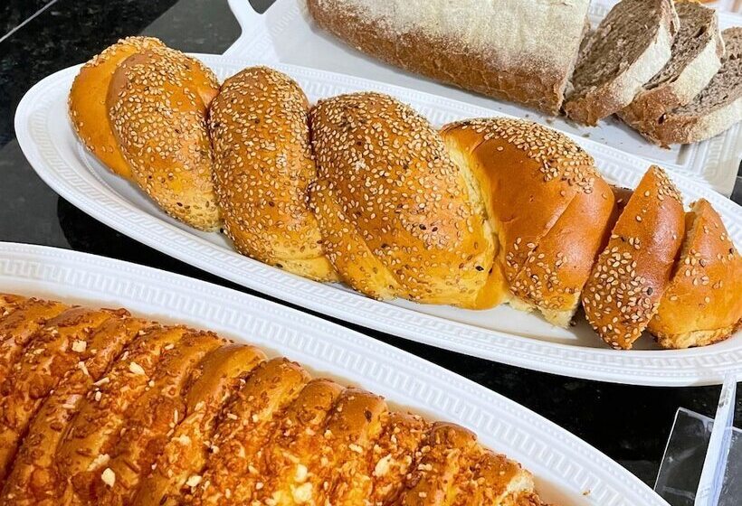 پانسیون Pousada Larissa