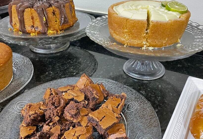 پانسیون Pousada Larissa