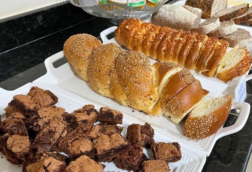 پانسیون Pousada Larissa