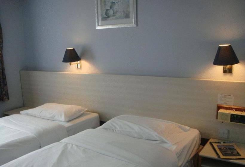 膳宿费 The Four Alls Inn