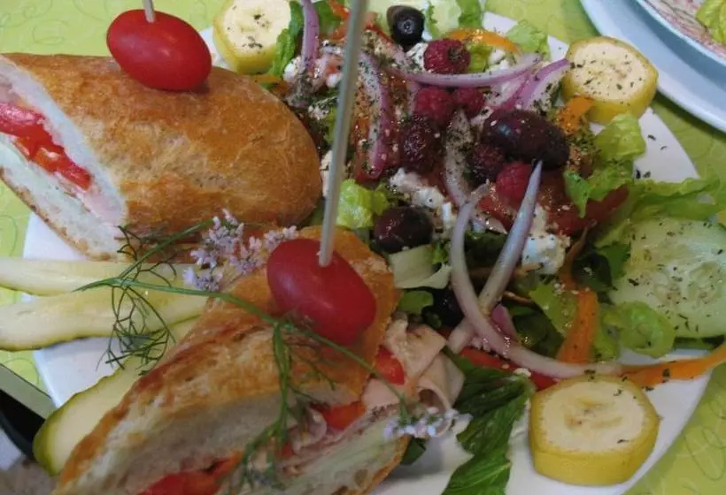 Auberge Du Café Chez Sam