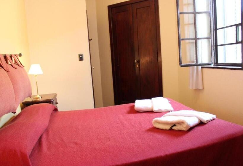 فندق صغير Hosteria Zureechea