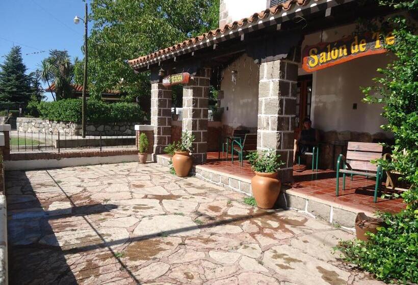 فندق صغير Hosteria Zureechea