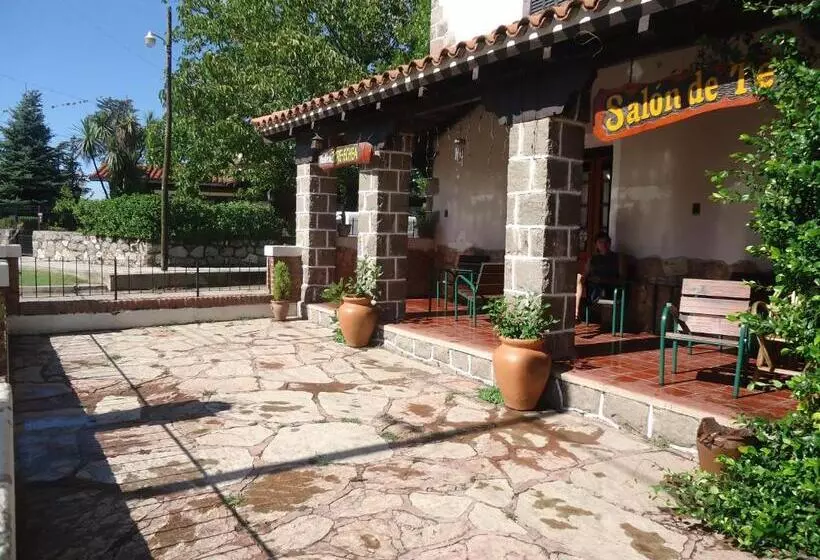 Retkeilymaja Hosteria Zureechea