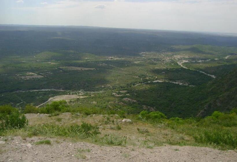 فندق صغير Hosteria Zureechea