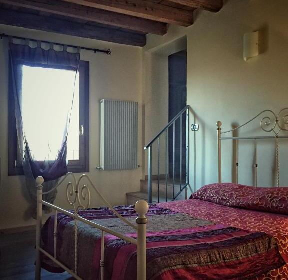 فندق Agriturismo Borgo Tecla