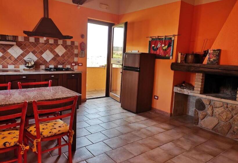 בית מלון כפרי Agriturismo La Svolta