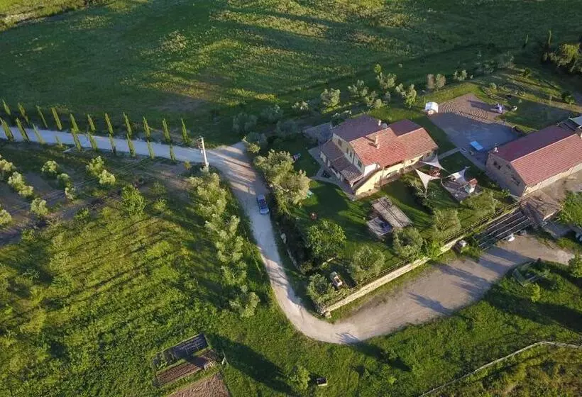 ホテル Agriturismo La Svolta