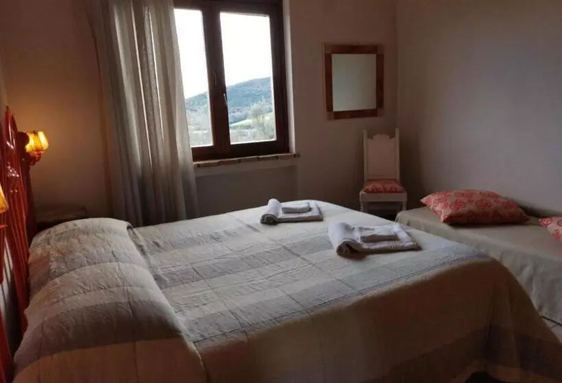 ホテル Agriturismo La Svolta