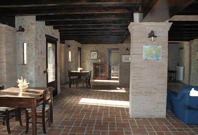 Il Casale Delle Ginestre