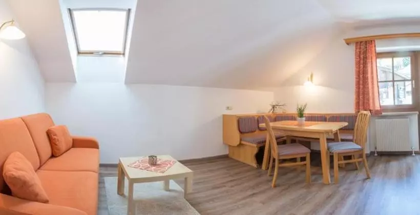ペンション Mesnerhaus Mühlbach