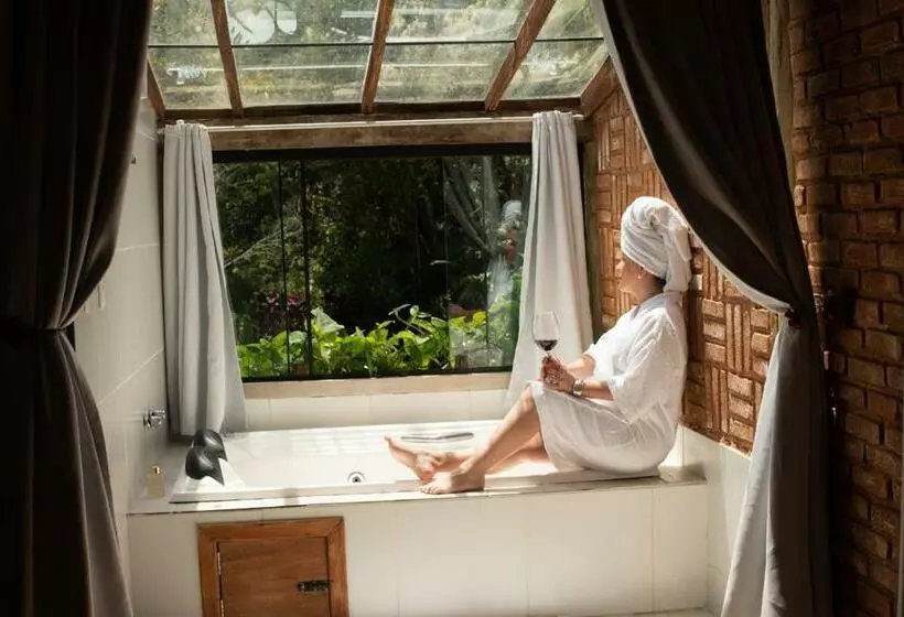 ペンション Pousada Sitio E Poesia