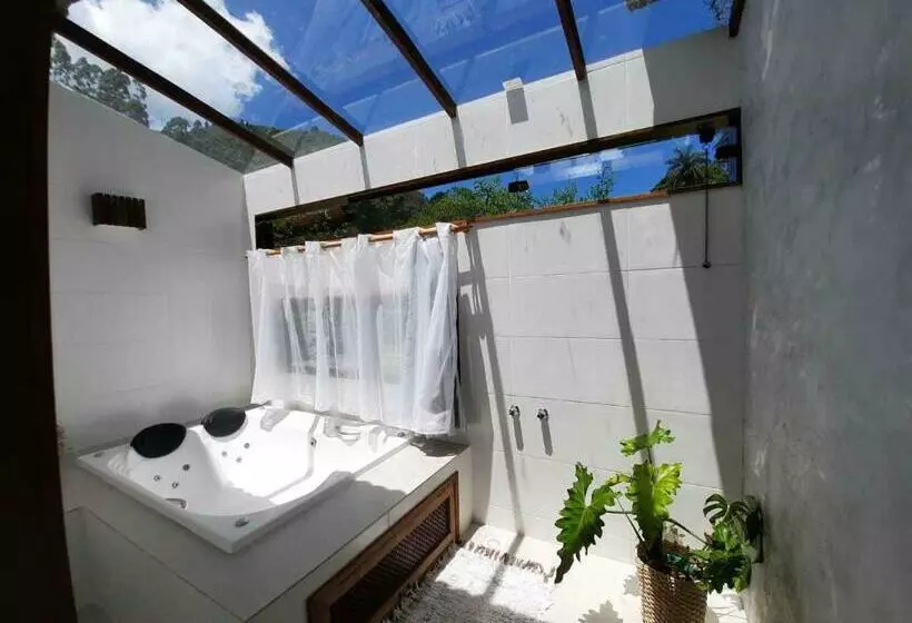 ペンション Pousada Sitio E Poesia