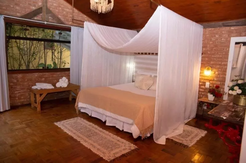 ペンション Pousada Sitio E Poesia