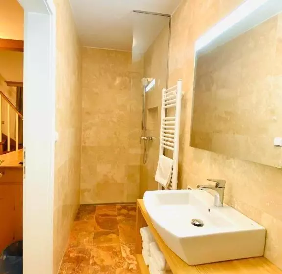 Majatalo Rezidence Zvon