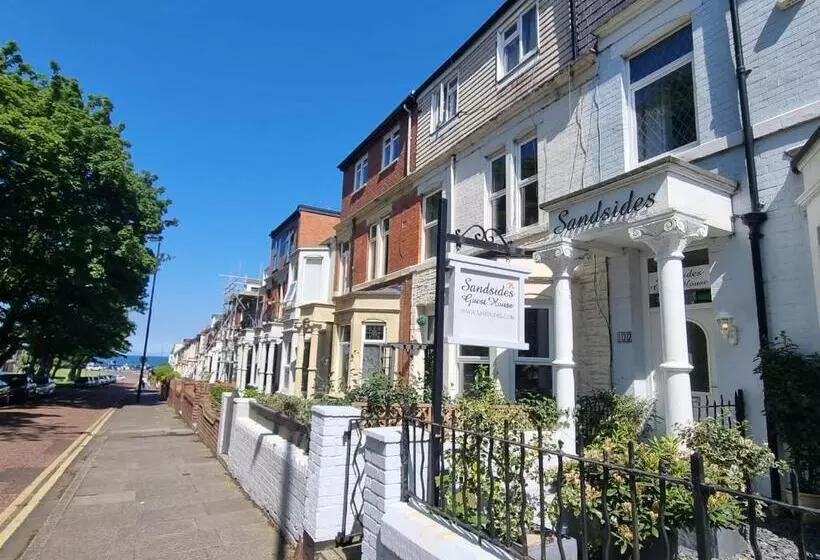 Majatalo Sandsides Guest House