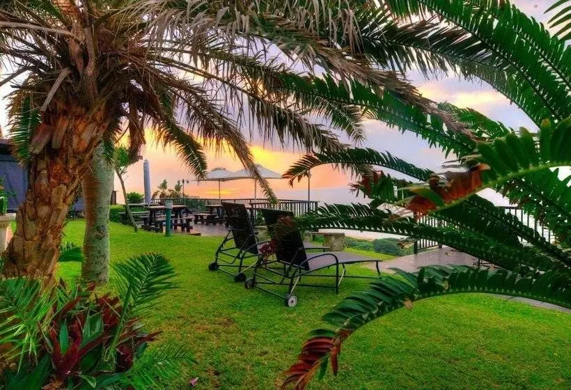 ペンション The Bali Grand Lodge And Spa