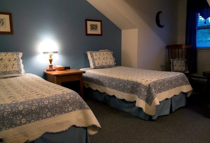 ユースホステル Auberge Micro Brasserie Le Baril Roulant