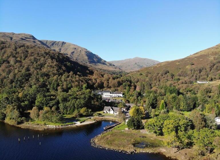 旅馆 The Inn On Loch Lomond