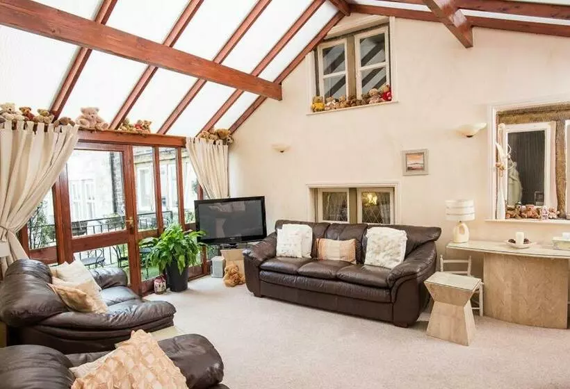 Retkeilymaja The Old Bell Inn