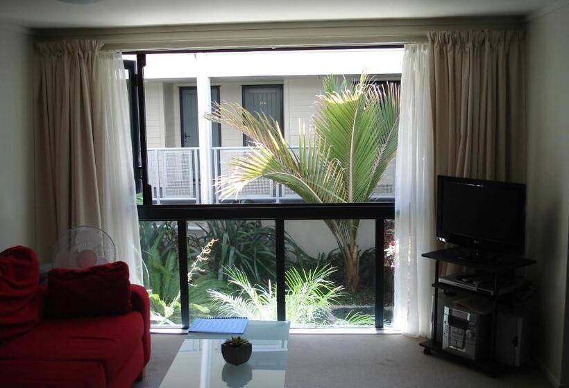 Atlas Suites And Apartments