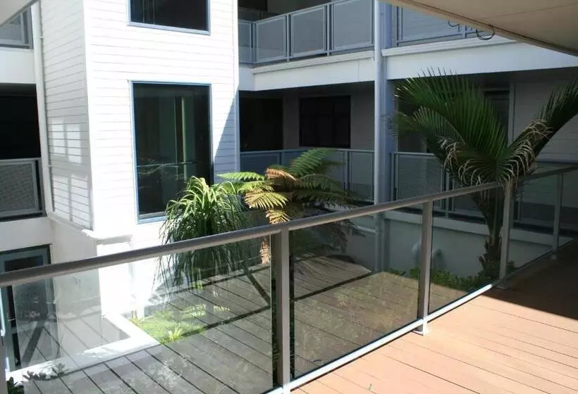 Atlas Suites And Apartments