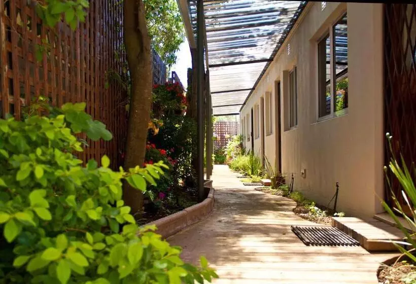 Majatalo 80 Kendal Guest House