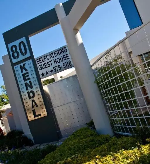 Majatalo 80 Kendal Guest House