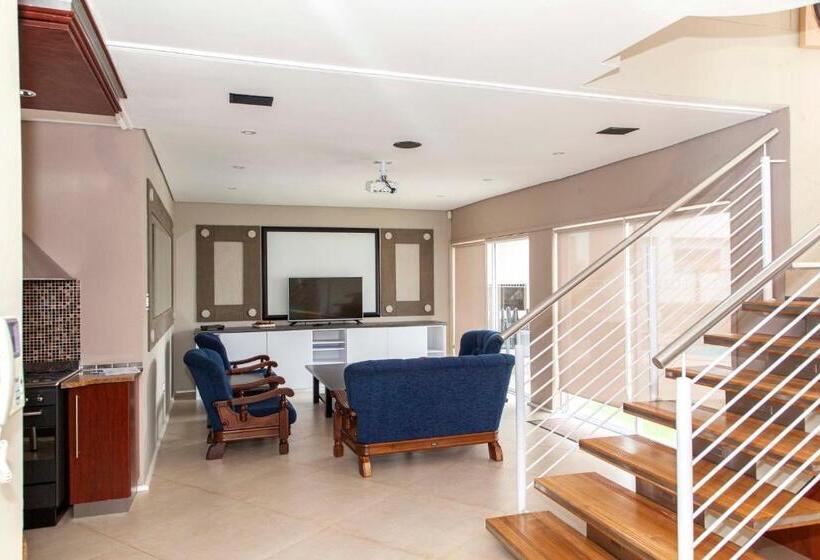 膳宿费 80 Kendal Guest House