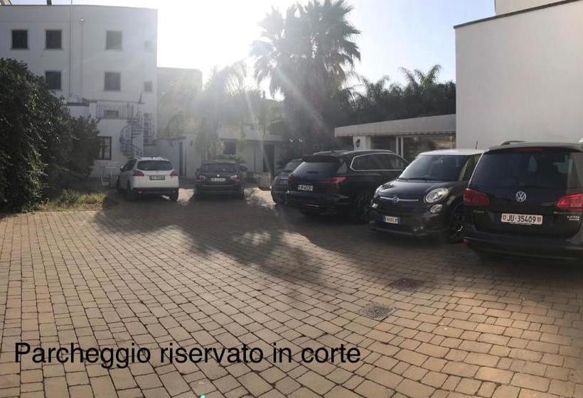 פנסיון Corte Carafa Un Oasi Nel Centro Storico Con Parcheggio Interno Riservato