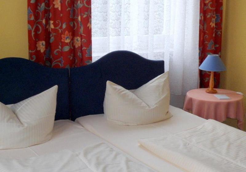 פנסיון Gästehaus Vis A Vis