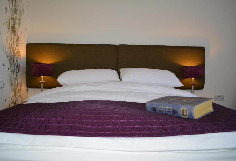 ペンション Loriston Guest House