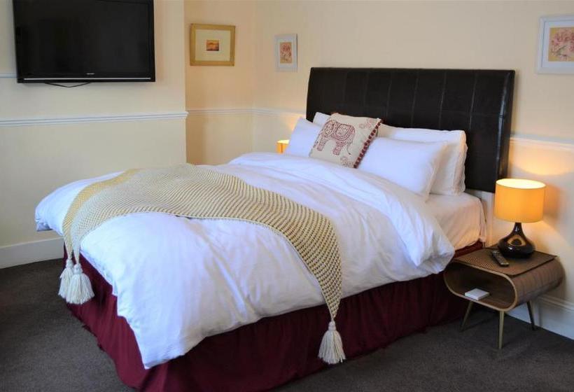 ペンション Loriston Guest House