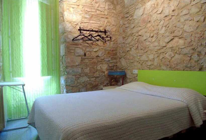 پانسیون Pensió I Apartament Torrent