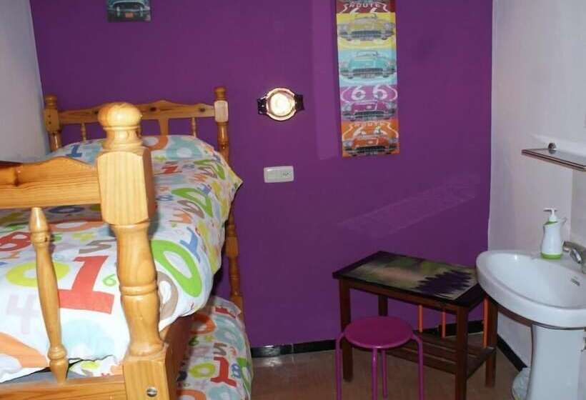 پانسیون Pensió I Apartament Torrent