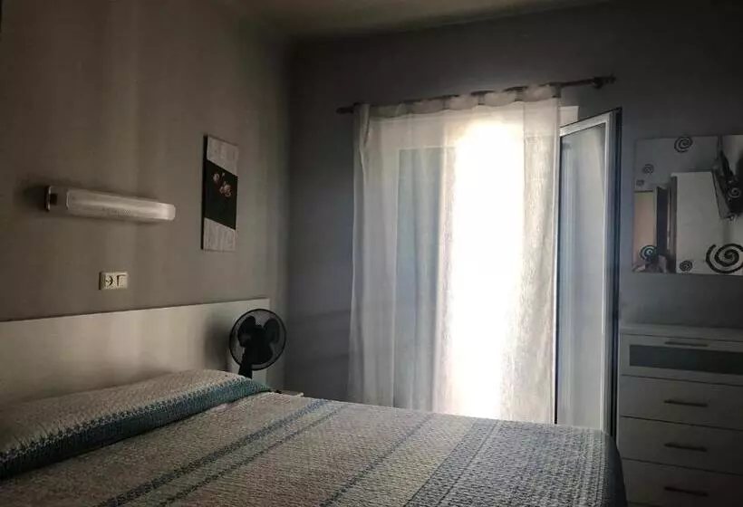 Majatalo Pensió I Apartament Torrent