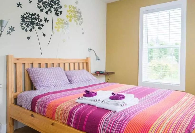 ペンション Pioneer Inns