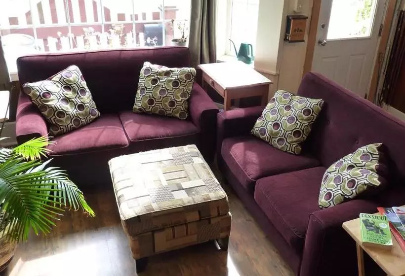 ペンション Pioneer Inns