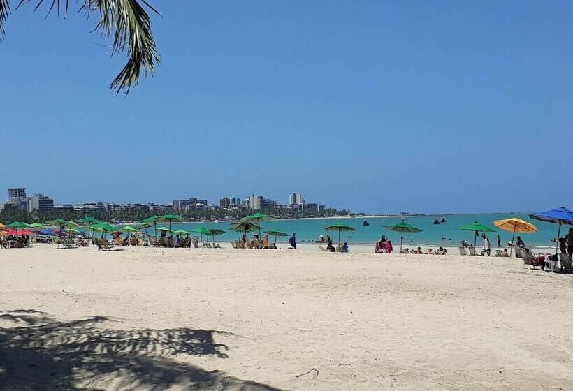 پانسیون Poutur Pousada