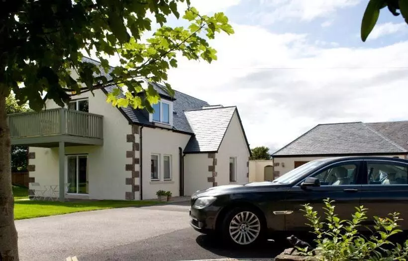 پانسیون Sandown House